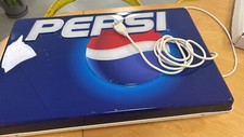 insegna luminosa Pepsi Cola -