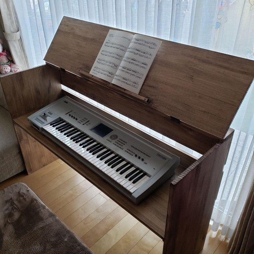 Scrivania per pianoforte