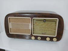 Radio d'epoca a Valvole