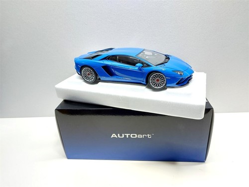 Lamborghini aventador blu - s,