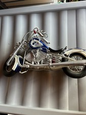 Scultura moto Harley fatta a