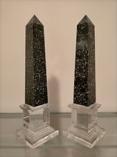 Obelischi Marmo Pregiato E Lucite (Plexiglass) Coppia Anni 70