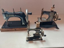 N.3 macchine da cucire