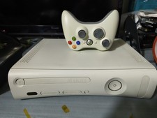 XBOX 360 ARCADE BIANCA +HDMI+2 PAD+ALIMENTATORE+Hard Disk 60gb +7 Giochi 