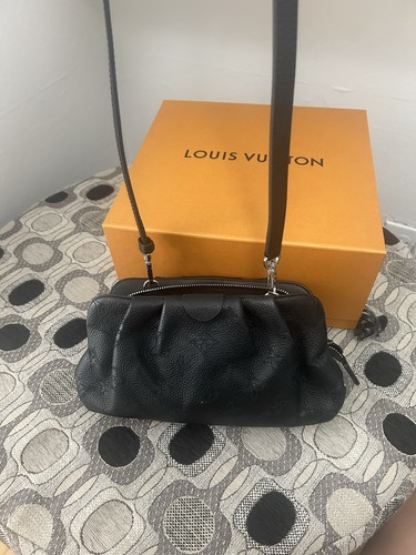 Louis vuitton black leather - vuitton,