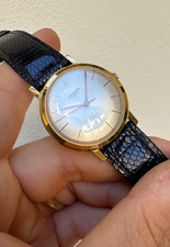 Universal Genève Vintage Calibre Manual 1105 Case Gold PL