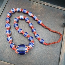 Antico chevron in vetro blu