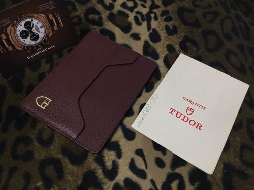 Tudor vintage paper holder - tudor, +