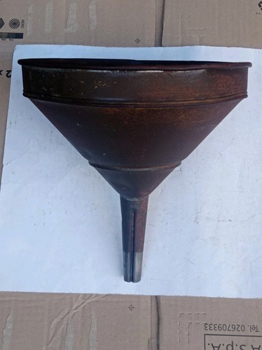 Antico imbuto ferro - ferro, per