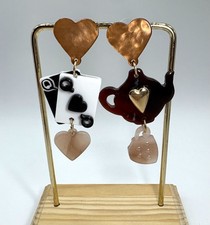 Orecchini in resina beige -