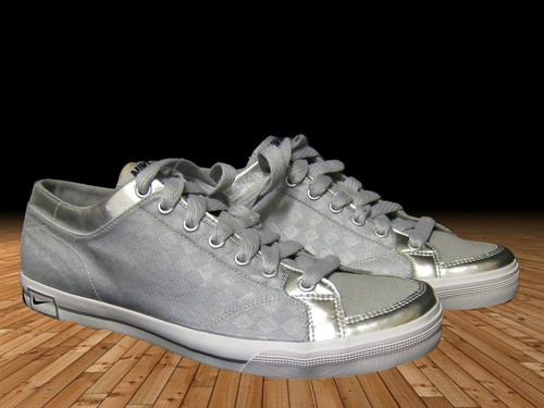 Nuove scarpe ginnastica - nuove,