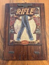 Insegna da negozio in legno