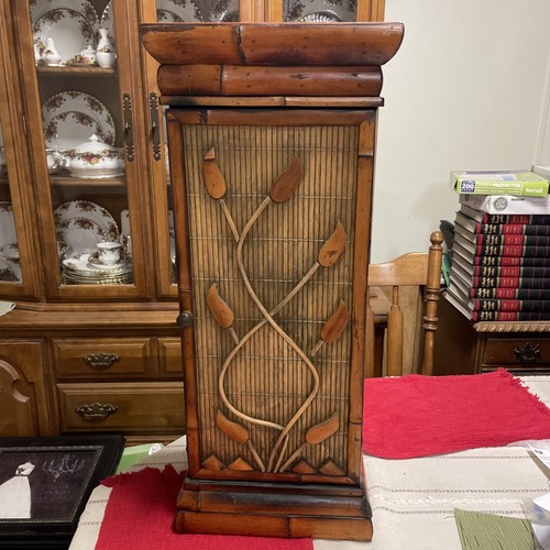 Mobiletto vintage metà - , secolo