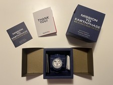 Swatch X Omega Moonwatch Missione alle fasi terrestri Moonshine Gold Snoopy 2025