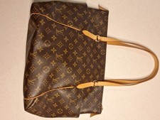 Louis Vuitton Totally Shoulder