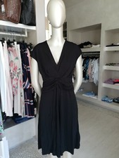 Abito in crêpe nero o verde