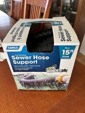 Camco 43041 Supporto tubo fognario avvolgitore laterale camper plastica nera 15 piedi