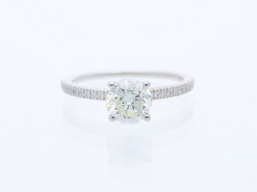 Anello fidanzamento diamanti