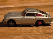 JAMES BOND 007 ASTON MARTIN