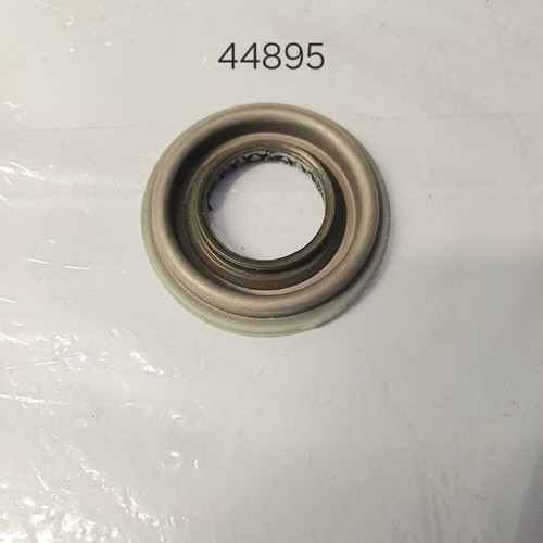 Dana axle pinion - pinion, seal
