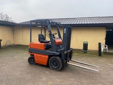 carrello elevatore elettrico