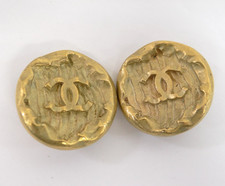 CHANEL Orecchini tondi a clip