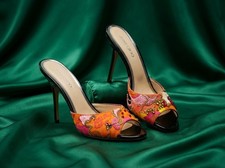 Sandali Jimmy Choo ricamati