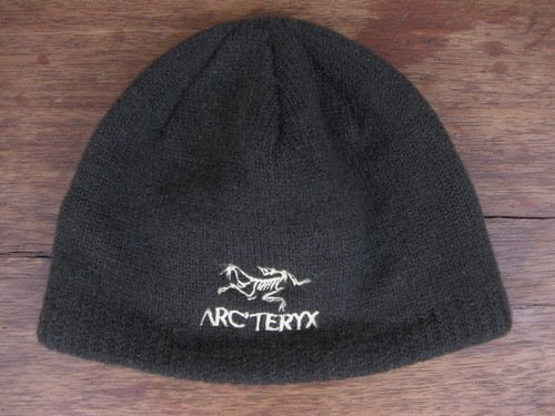 Arcteryx leaf classic beanie - arcteryx,