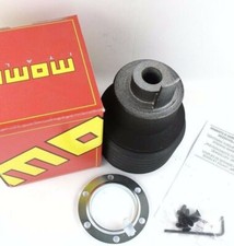 Kit boss mozzo volante originale Momo MC6813. Adatto a Peugeot 205, 309, GTi ecc.