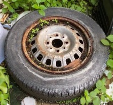 FIAT PANDA / FIAT UNO  - LOTTO 4  CERCHIONI  CON GOMMA USATA MISURA ½ x 13"