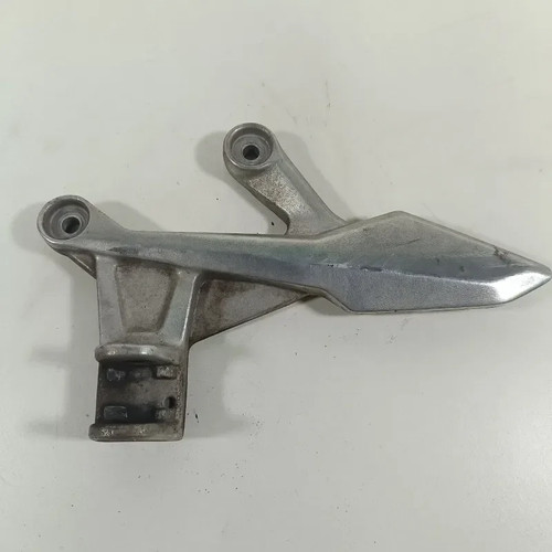Soporte estribera delantero