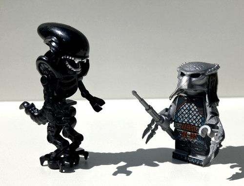 Nuovo alien vs - alien,