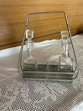 Antico set sale e pepe olio e aceto in vetro e metallo