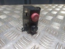 Bouton commande warning Mazda