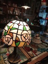 Lume Tiffany Con Piede Di