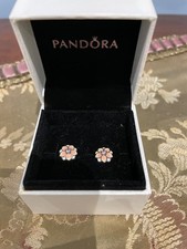 Orecchini Pandora nuovi con scatola