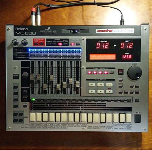 Roland mc808 sampler sequencer - roland,