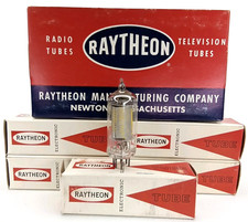 Tubo radio TV epoca seconda guerra mondiale con scatola set di 5 Raytheon modello 6AK6 NOS nuovo con scatola anni 40