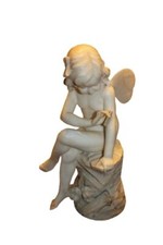 Putto francese in marmo bianco