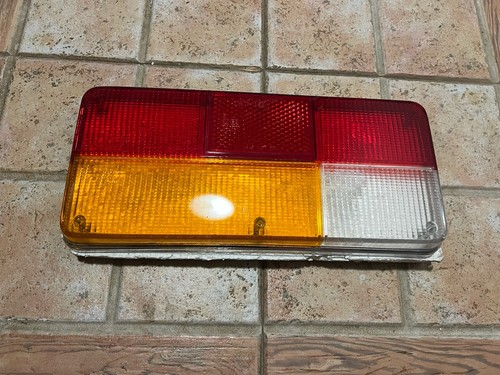 Plastica fanale posteriore - plastica, sx