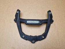 Staffa montaggio parabrezza