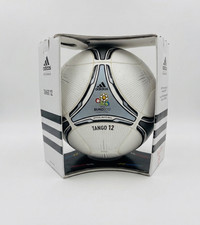 Adidas Tango 12 Finale OMB