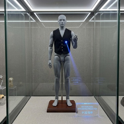 Action figure scala 6 - figure, in