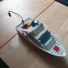 LEGO City 4011 Cabin Cruiser