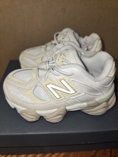 New balance 9060 sneakers - new,