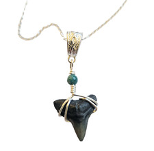 Collana con dente squalo - con,