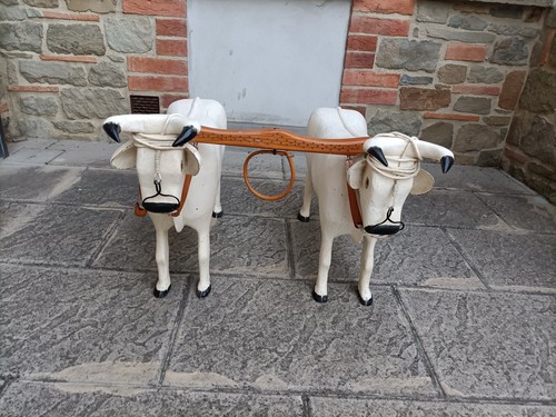 Sculture due mucche legno - in,