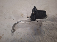 MAITRE CYLINDRE DE FREIN AVANT