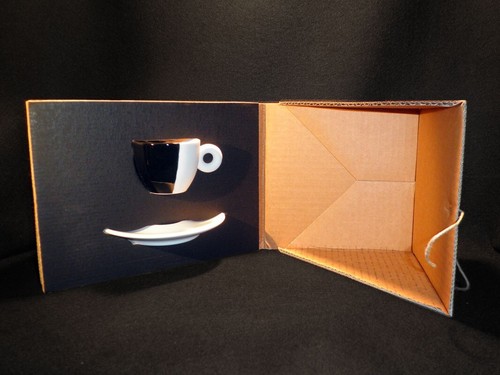 Special cup jannis kounellis - "jannis, kounellis"