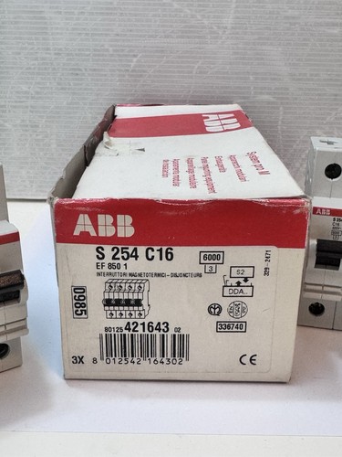 Abb s254 c16 - 3, interruttore